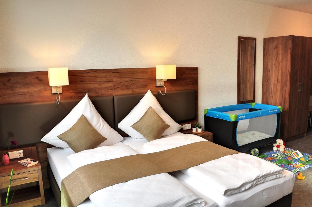 Motel Am Fuerfelder Schloss 巴特拉珀瑙 外观 照片