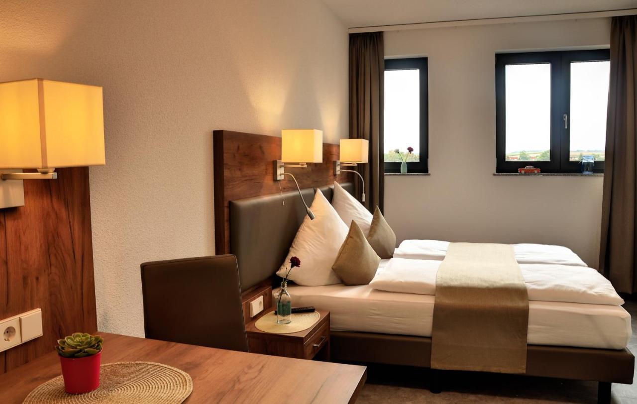 Motel Am Fuerfelder Schloss 巴特拉珀瑙 外观 照片