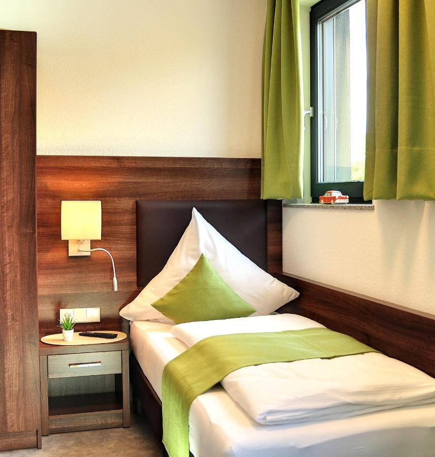 Motel Am Fuerfelder Schloss 巴特拉珀瑙 外观 照片